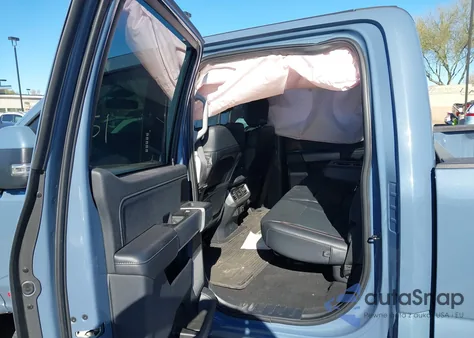 2023 Ford E-250 Lariat из США, поврежденный, VIN 1FT8W2BM6PED82092